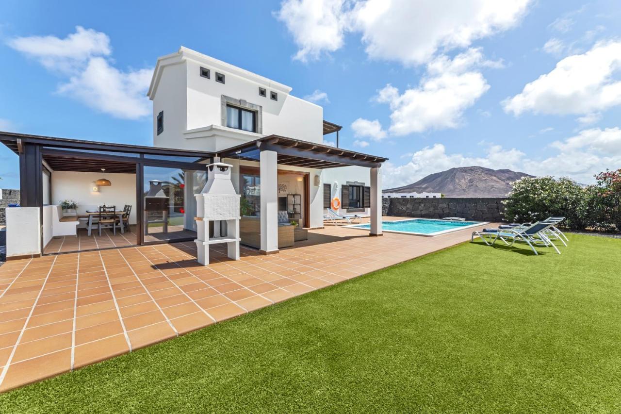 Villa Alana - Vacaciones Y Relax Playa Blanca  Luaran gambar